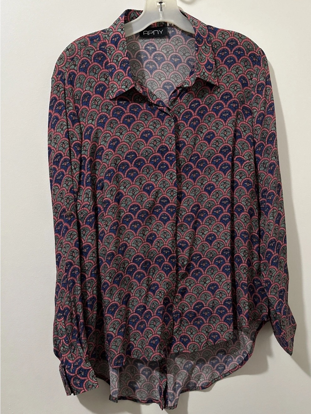 APNY women's shirt size Medium long Sleeve Blouse Button Down Excellent Condt A